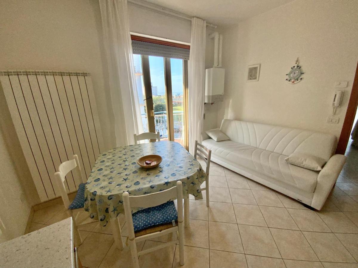 Bella Vista Apartment Чоджия Екстериор снимка